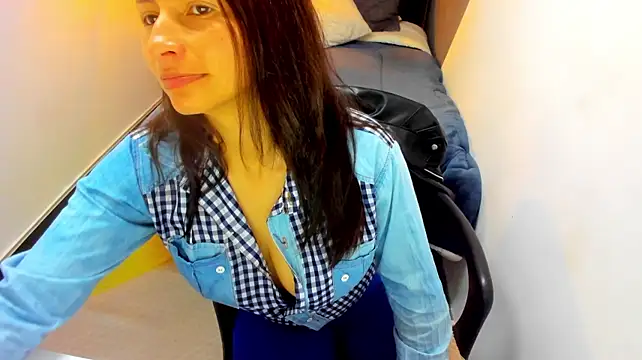 دردشة Chantal_fox__ الجنسية المباشرة