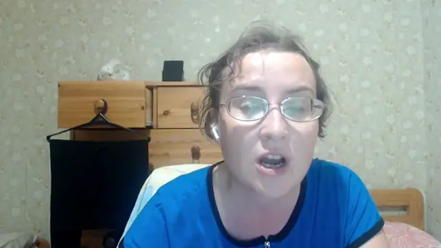 Smart_Rose: διαδικτυακό σόου στην κάμερα