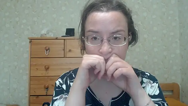 Smart_Rose's Live Chat Room