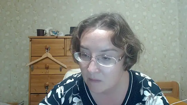 XXX chat uživo modela Smart_Rose