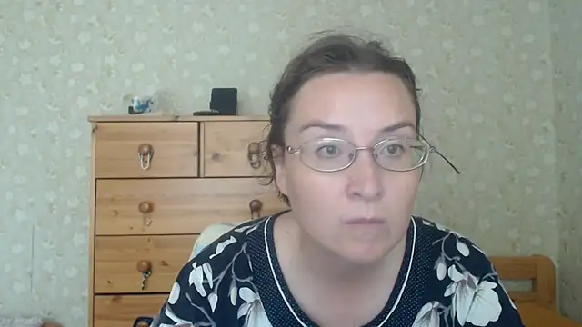 Smart_Rose's Live XXX Chat