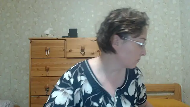 Smart_Rose's Live XXX Chat