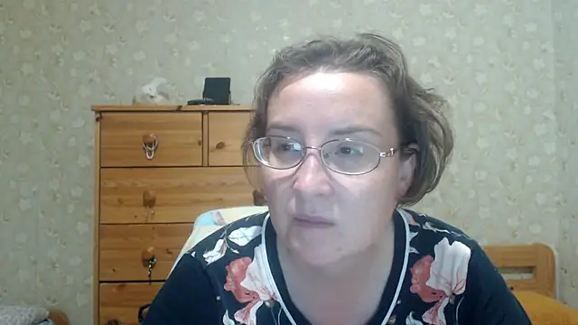 Chat +18 de Smart_Rose ao vivo