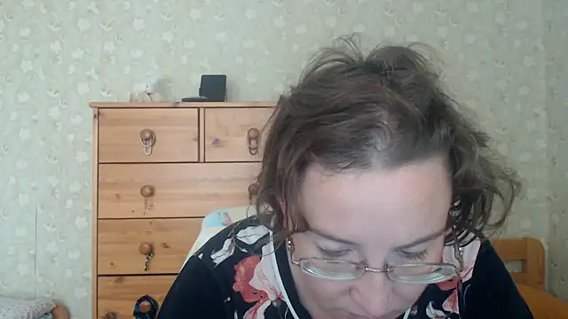 Chat +18 de Smart_Rose ao vivo