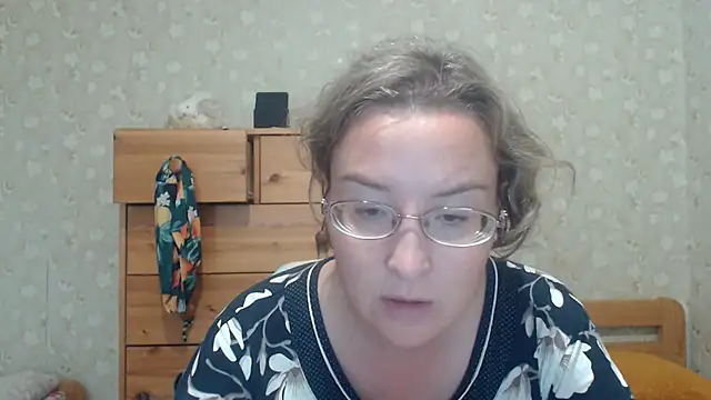 Chat +18 de Smart_Rose ao vivo