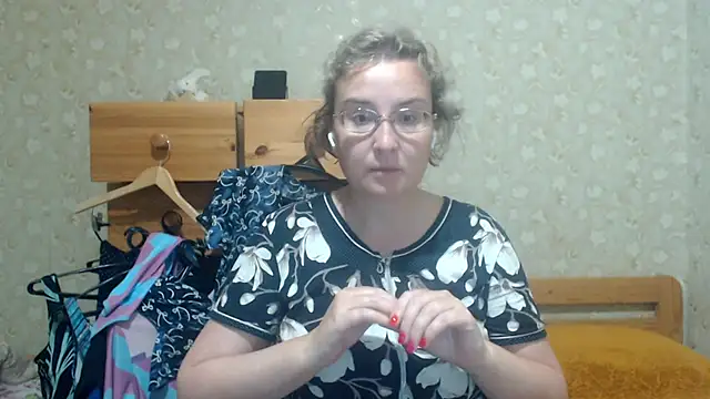 XXX chat uživo modela Smart_Rose