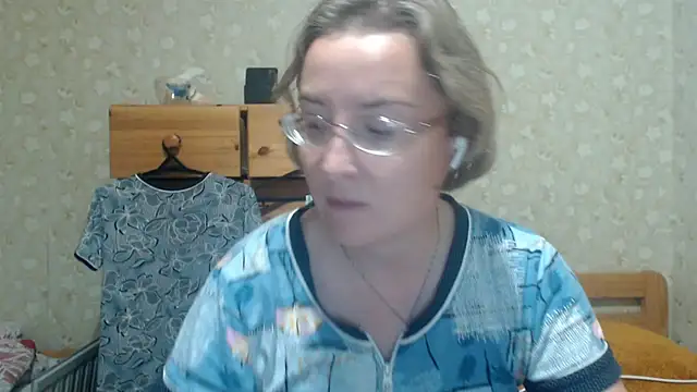 Smart_Rose's Live XXX Chat