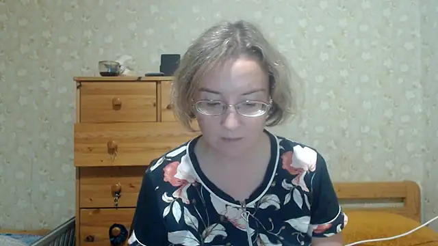 Smart_Rose's Live XXX Chat