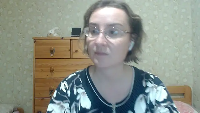 Smart_Rose's Live XXX Chat
