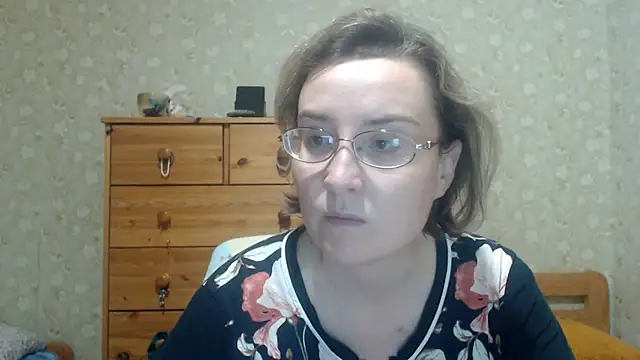Pokazy przed kamerką – Smart_Rose