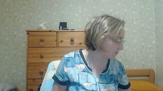 Smart_Rose's Live XXX Chat