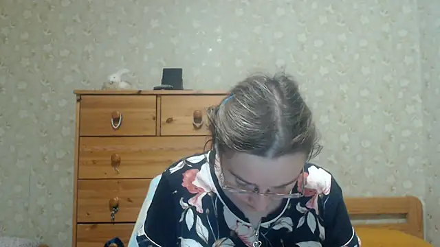 Smart_Rose's Live XXX Chat