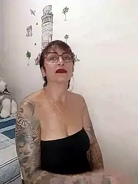 Show Webcam de missrouge_tattoo