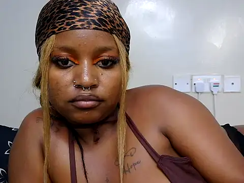 Sexybrii_ Chat XXX live