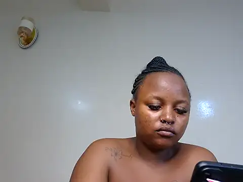 Chat +18 de Sexybrii_ ao vivo
