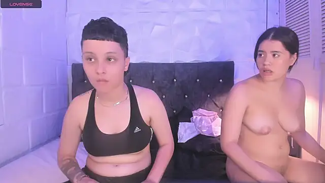 lilaxlia_dl's Live XXX Chat