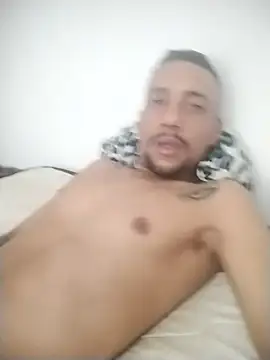 magazine18 webcam show