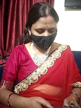 Golden_Desi's Webcam Show