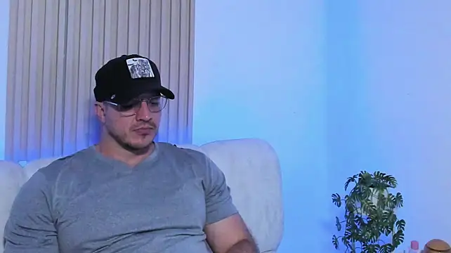 Ryan_west – webcam-show