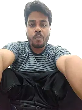 Raaz_5690 网络视讯表演