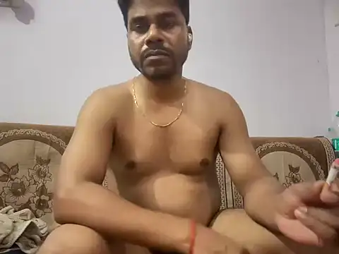 Raaz_5690 Pertunjukan Webcam