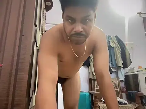 Raaz_5690 Show Webcam