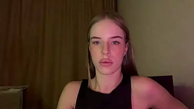 Вебкам-шоу Moonveil_