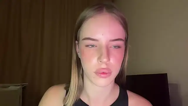 Moonveil_ Webcam Show