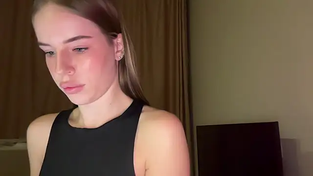 Moonveil_ Live XXX Chat