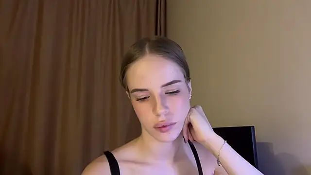 Moonveil_ Webcam-Show