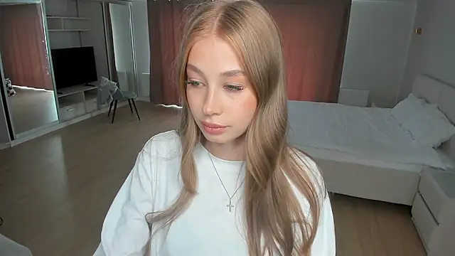 Chat XXX ao vivo de JunieAmert