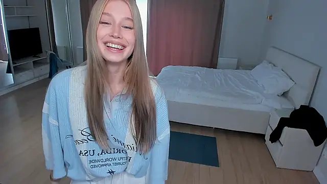 Chat XXX en directo de JunieAmert