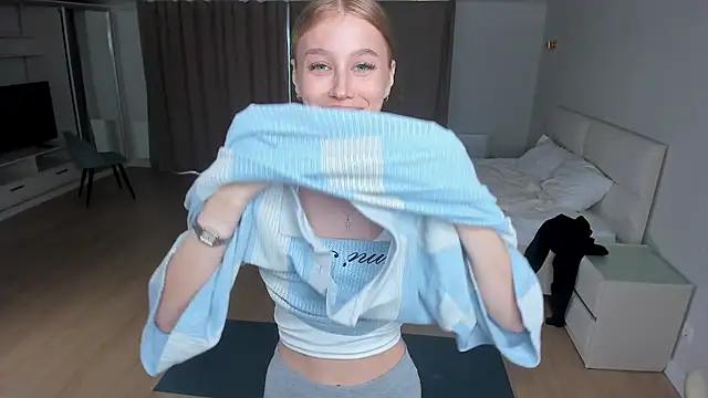 Živý XXX chat JunieAmert