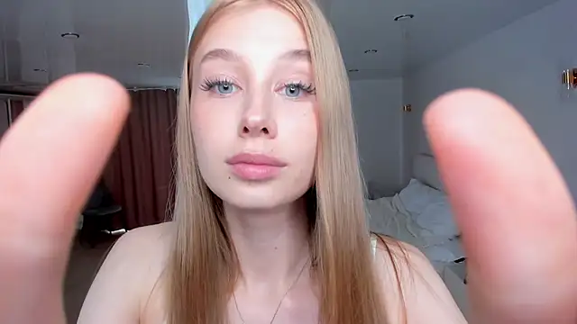Živý XXX chat JunieAmert