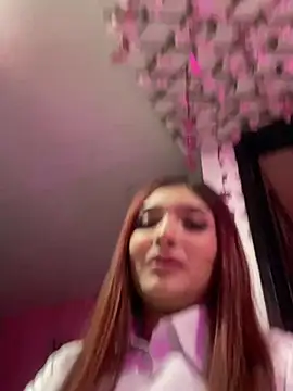 Chat XXX en directo de danielahall