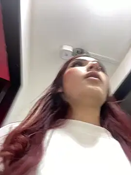 danielahall 现场XXX聊天