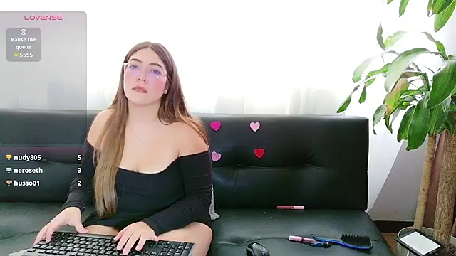 Chat +18 de Mila_white1 ao vivo