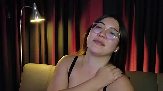 Mila_white1 Chat XXX live
