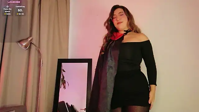 Mila_white1's Webcam Show