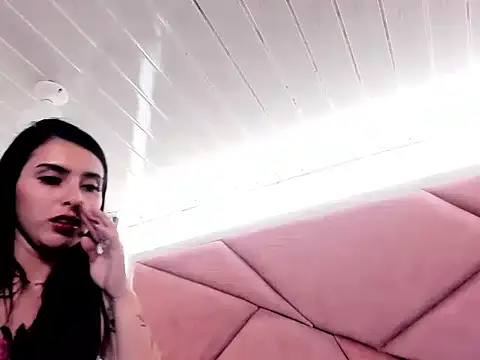 Queen_aanal Webcamshow