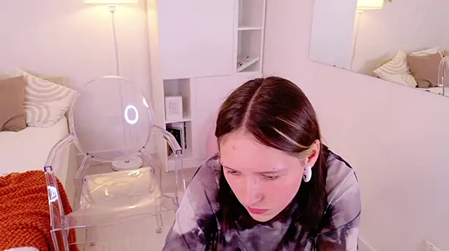 Kitty_Ollive Adlı Modelin Web Kamerası Şovu
