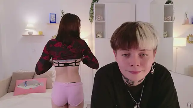 Kitty_Olliven Webbikameraesitys
