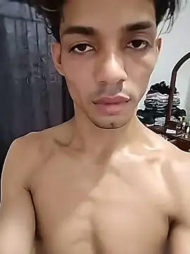 Lopezellatino22cm Webcamshow