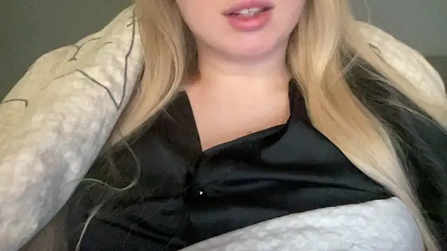 Pokazy przed kamerką – sofi_mayer