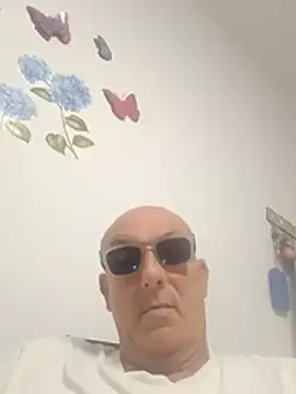 Ge-69 Webcam show