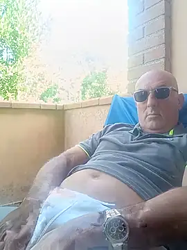 Ge-69 Show in webcam
