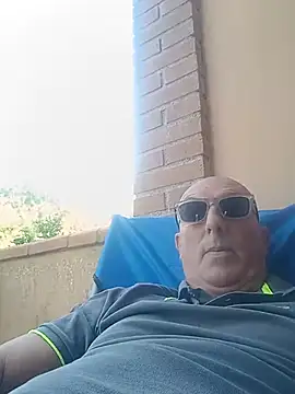 Ge-69 Webcam show