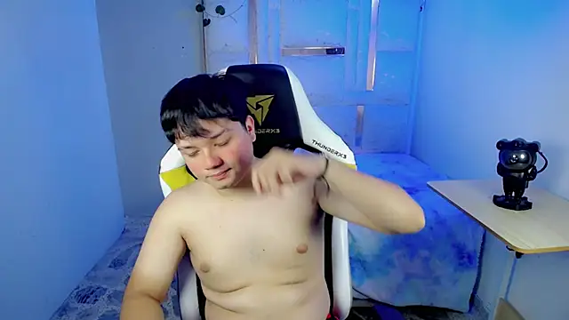 Tommy_cottonn Webbikameraesitys