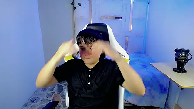 Tommy_cotton webcam show