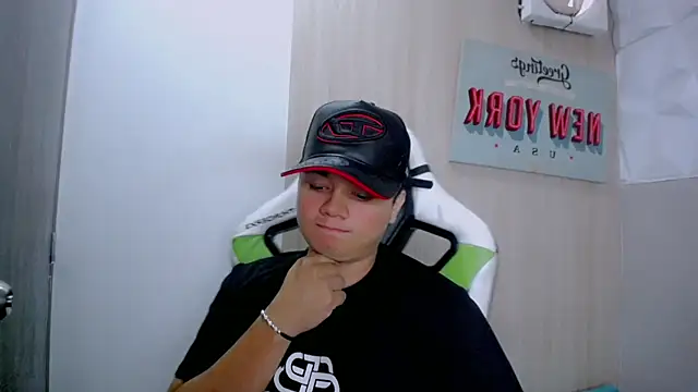 Tommy_cotton Webcam show